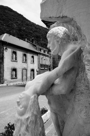 Sculpture Hotspot, Lerida France - 218